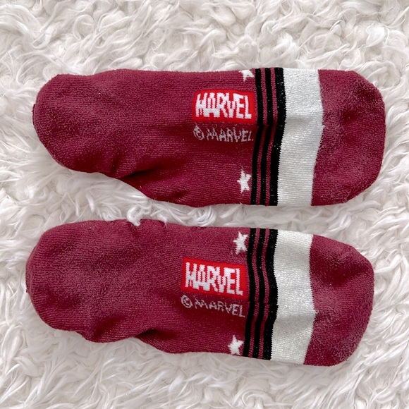 Marvel Deadpool Socks - Picture 3 of 8